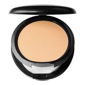 MAC Cosmetics Powder with SPF 15 |
